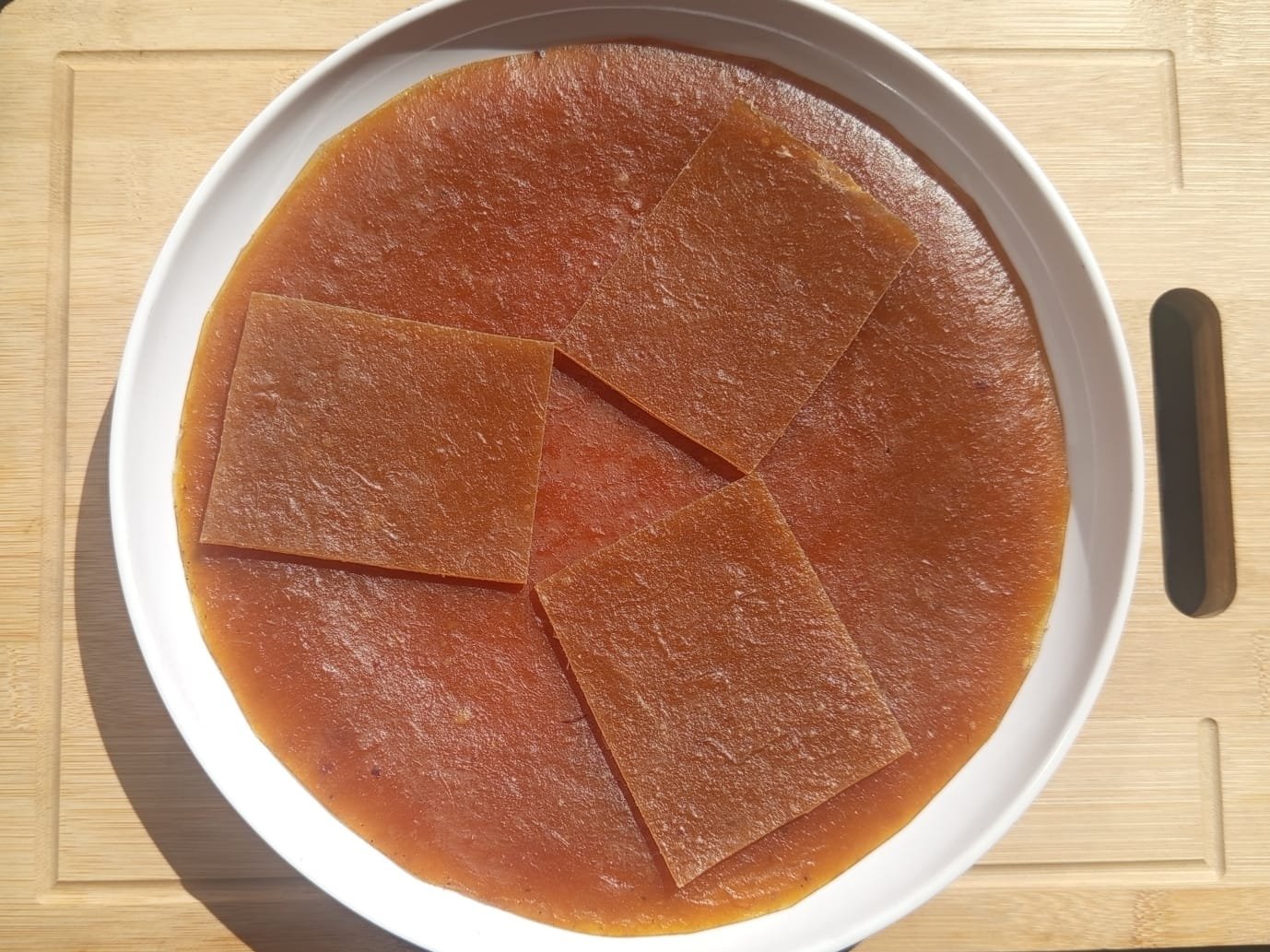 মিস্টি আমসত্ব